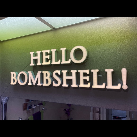 VS Display sign Authentic HELLO BOMBSHELL - Picture 6 of 10